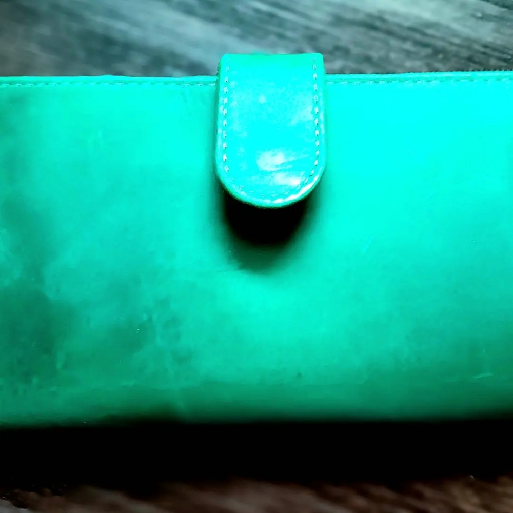 American Darling wallet.